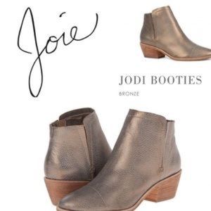 joie ‘jodi’ ankle bootie